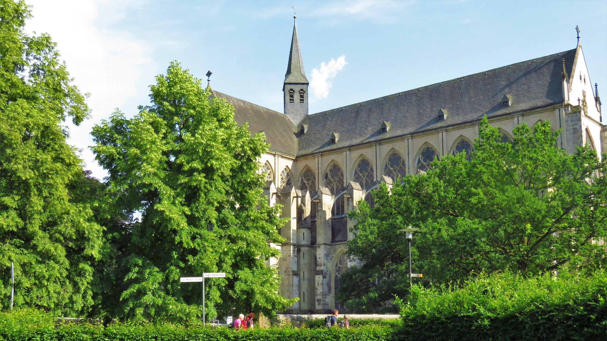 Altenberger Dom im Grünene- Ausgangspunkt der 180-Minuten-Pilgertour in Altenberg